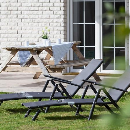 Regatta Villa Chlopy Ngoại thất bức ảnh